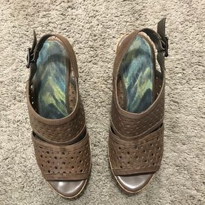 Sam Edelman wedges
